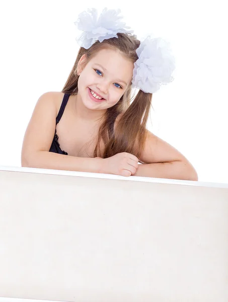 Portrait beautiful little girl. — Stock Photo, Image