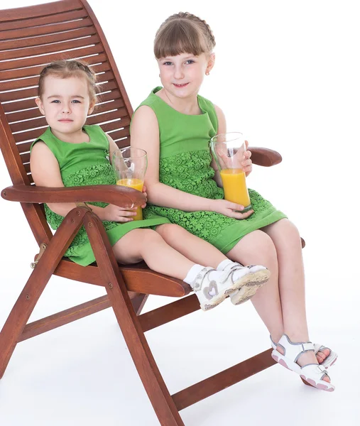 Dos niñas pequeñas — Foto de Stock