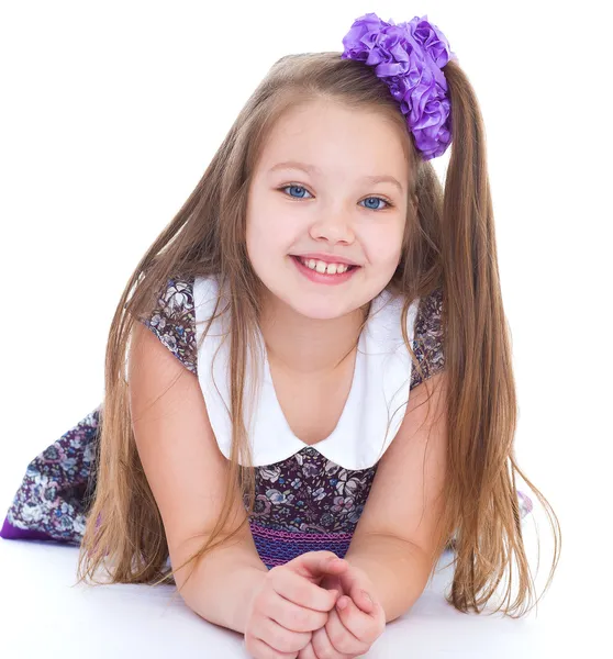 Sorriso della bella ragazza di 6 anni — Foto Stock