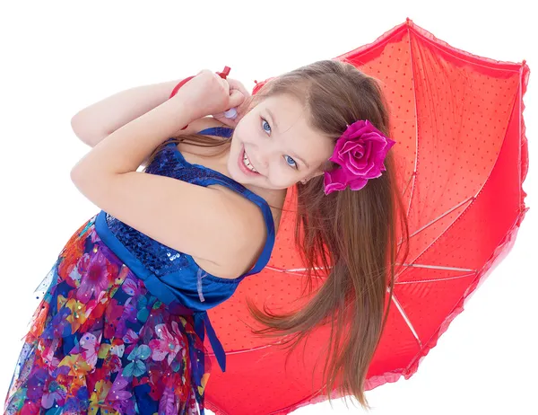 Fille avec parapluie posant en studio . — Photo