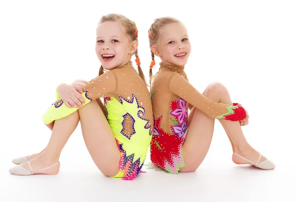Two pretty little girl doing gymnastics — Stock Photo, Image