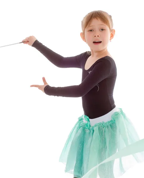 Dziewczynka gimnastyczka wstążką. — Zdjęcie stockowe