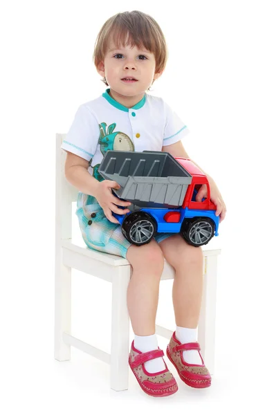 Araba ile küçük çocuk — Stok fotoğraf