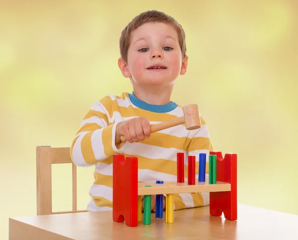 Niño apasionado —  Fotos de Stock