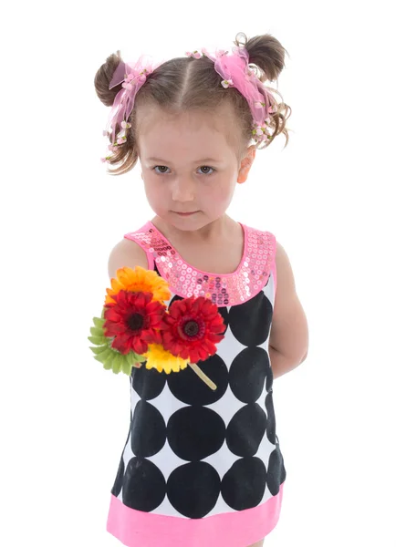 Giovane ragazza con un mazzo di fiori — Foto Stock