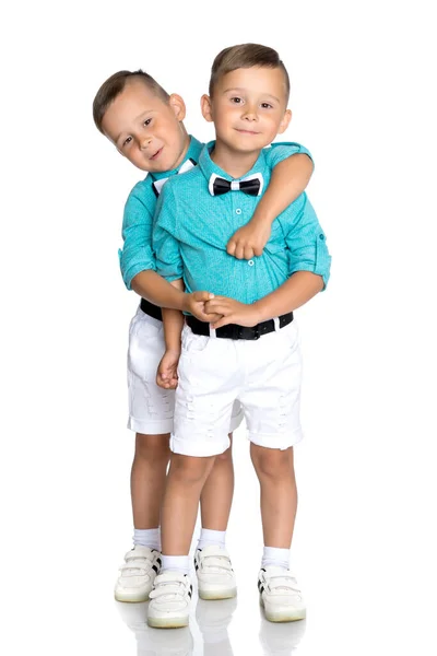 Dos chicos Gemini tristes —  Fotos de Stock