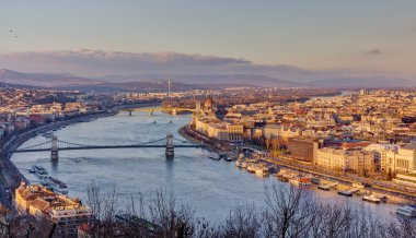 Gellert Hill 'den Budapeşte manzarası