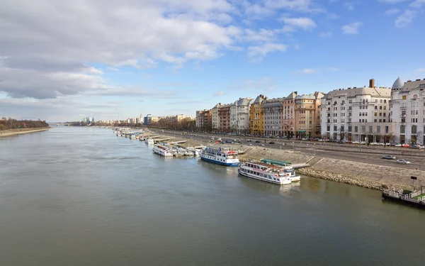 Vue sur le Danube et Budapest, Hongrie — Photo
