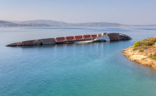 希腊阿提卡海岸附近的沉船事故 — 图库照片