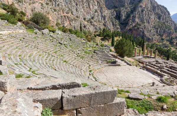 Teatro Delfi e tempio Apollo, Grecia — Foto Stock