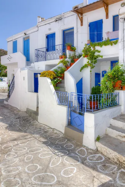 Традиционные дома в Kimolos island, Cyclades, Greece — стоковое фото