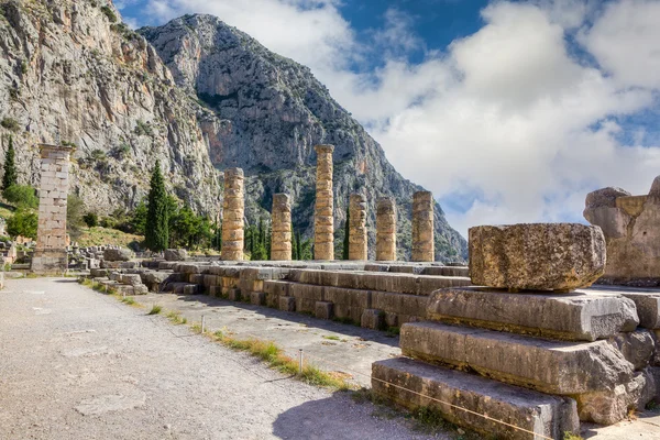 Ruiny chrámu Apolla, delphi, Řecko — Stock fotografie