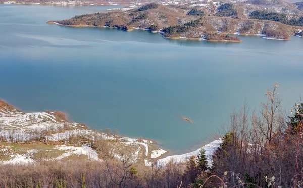 Widok Kalývia Fylaktís jeziora w zimie, Tesalia, Grecja — Zdjęcie stockowe