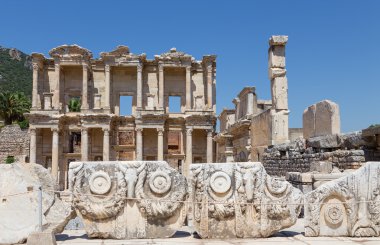 celsus, Efes, Türkiye'nin Kütüphane