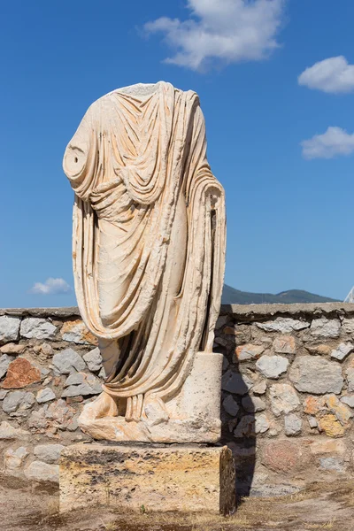 एलियसिस पुरातात्विक स्थल, ग्रीस में रोमन युग की प्रतिमा — स्टॉक फ़ोटो, इमेज