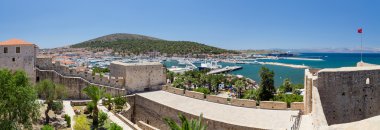 Çeşme Kalesi, Türkiye'nin panoramik manzaralı