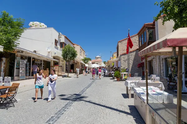 Calle peatonal, Alacati, provincia de Izmir, Turquía — Foto de Stock