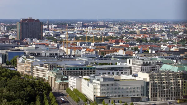 Berlin, Brandenburger Tor, Unter den Linden — Stok Foto