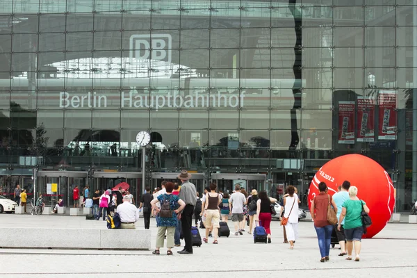 Berlin hauptbahnhof, augusti 2012 — Stockfoto