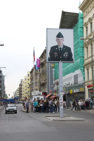 Checkpoint Charlie, Berlin — Stock Photo, Image