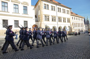 honourabloe görevlisi, prag