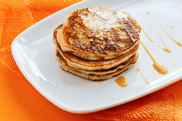 Panqueques con miel — Foto de Stock