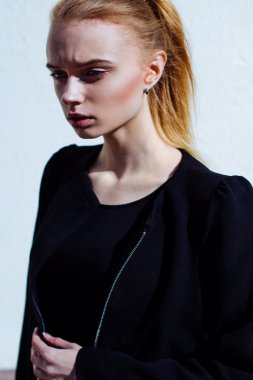 moda model sokak bak