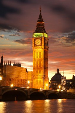 ünlü big Ben'i akşam bridge, Londra, İngiltere
