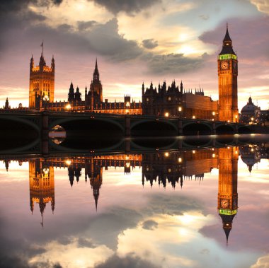 ünlü big Ben'i akşam bridge, Londra, İngiltere