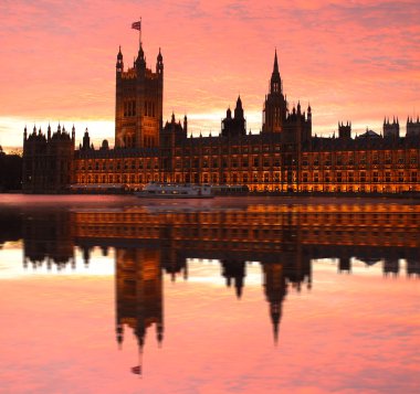 Londra 'daki parlamento evleri, Birleşik Krallık