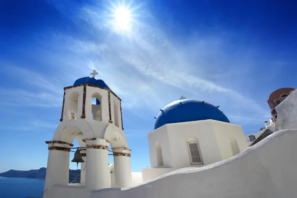 Incredibile Santorini con chiese e vista mare in Grecia — Foto Stock