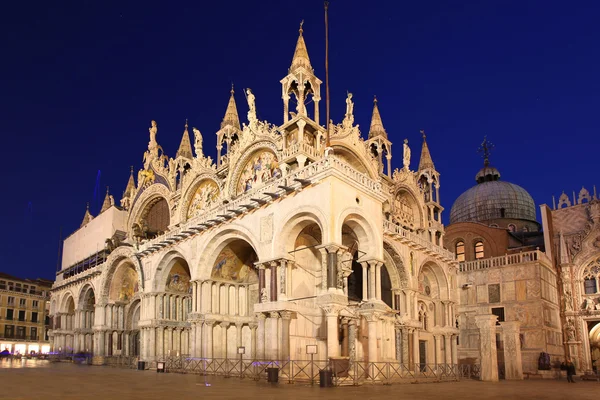 San marco Meydanı akşam, Venedik İtalya. — Stok fotoğraf