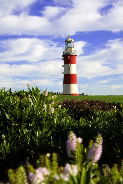 Plymouth, devon, İngiltere'de renkli deniz feneri — Stok fotoğraf