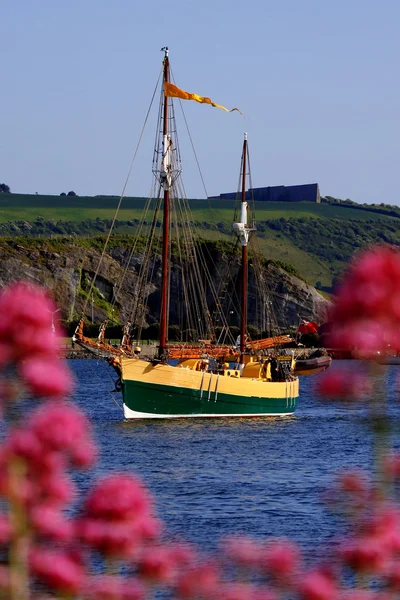 Historiska båt i plymouth, devon, Storbritannien — Stockfoto