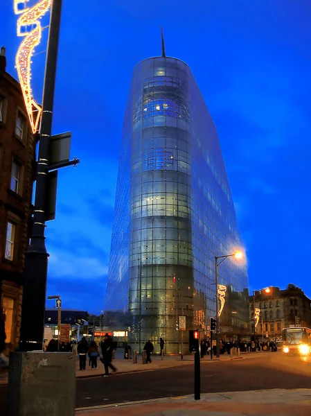 Manchester, İngiltere'de modern scyscraper — Stok fotoğraf