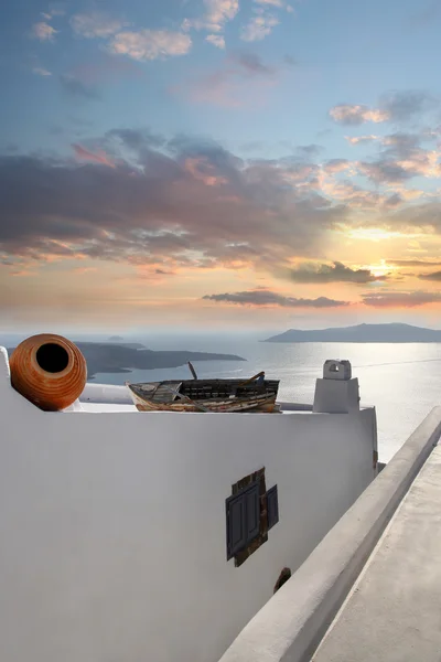 Santorini-Insel mit Meerblick in Griechenland — Stockfoto
