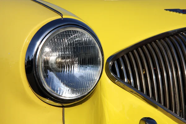 Detail des gelben alten Autos — Stockfoto
