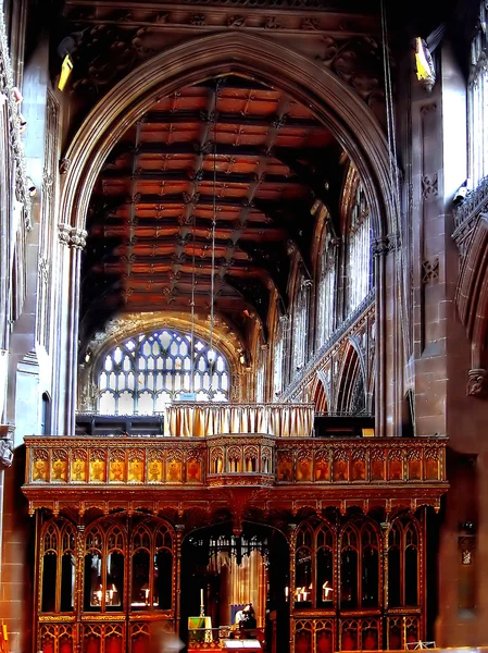 Manchester s katedrálou v Anglii — Stock fotografie