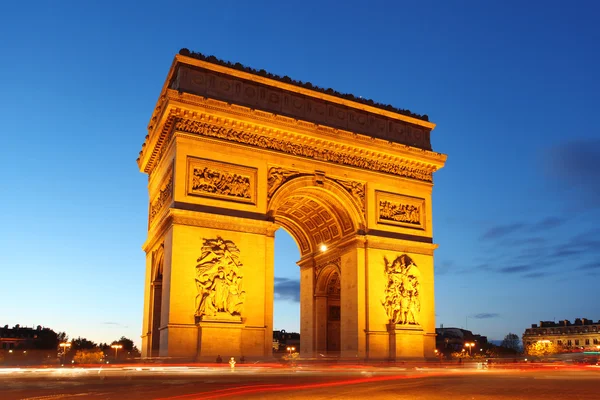 Famous Arc de Triomphe in autumn, Paris, France — Stock Photo, Image