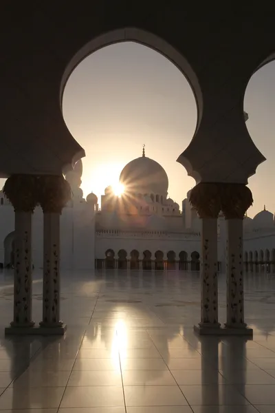Sheikh zayed mecset abu dhabi, Egyesült arab Emírségek, közel-keleten — Stock Fotó