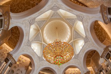 abu dhabi, Birleşik Arap Emirlikleri, Ortadoğu'daki Şeyh zayed Camisi