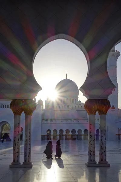 Sheikh Zayed mosque in Abu Dhabi, United Arab Emirates, Middle East — Stock Photo, Image