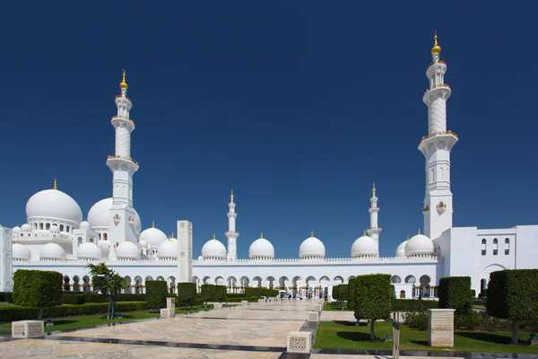 Schejk zayed-moskén i abu dhabi, Förenade Arabemiraten, Mellanöstern — Stockfoto