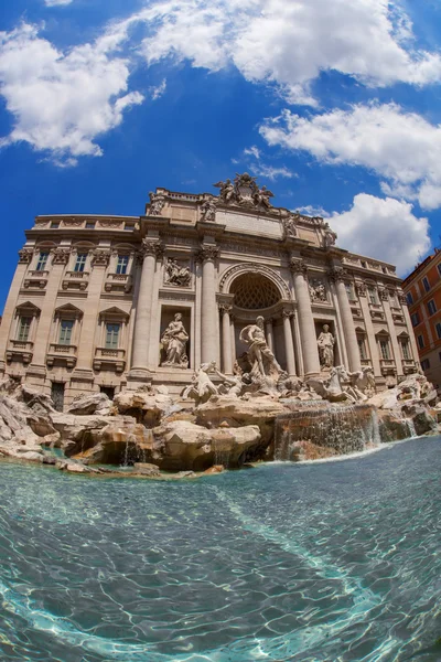 Fonte de Trevi famosa em Roma, Itália — Fotografia de Stock