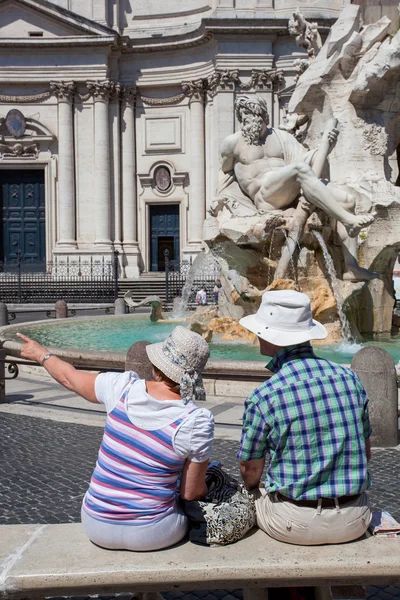 Fontana dei Quattro Fiumi in Piazza Navona, Roma — Foto Stock