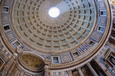 Pantheon iç ünlü Ray bir ışık Roma, İtalya