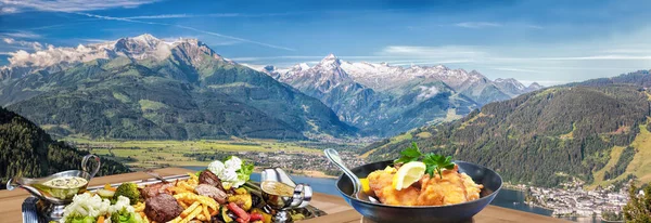 Typical Austrian Food Panorama Tauer Alps Kitzsteinhorn Peak Zell See — Stock Photo, Image