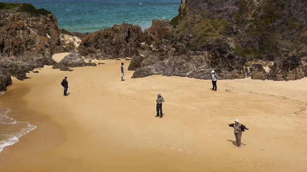 Les gens à Mullimbura point plage près de Bingi. Non, non. Australie . — Photo