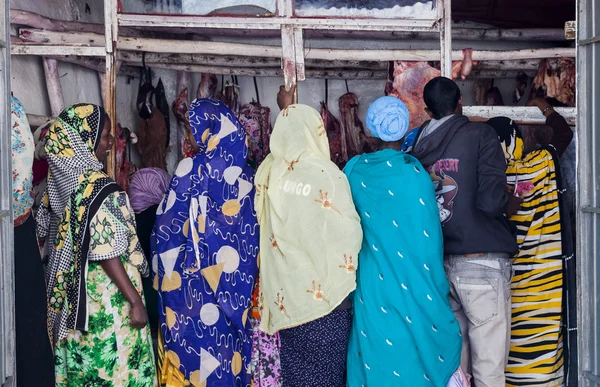 HARAR. ETIÓPIA - DEZEMBRO 23, 2013: Não identificado tradicionalmente — Fotografia de Stock