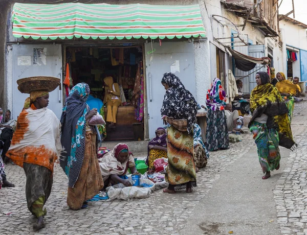 Harar, äthiopien - 24. dezember 2013: unbekannte menschen in anci — Stockfoto